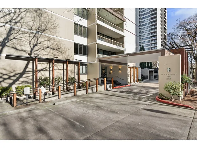 $209,100 | 255 Southwest Harrison Street, Unit 15C, Portland, OR 97201