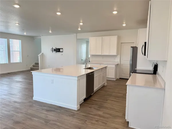 $3,400 | 1969 South Fultondale Court, Aurora, CO 80018