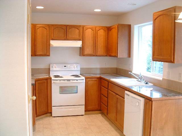 11220 North Waikiki Road Spokane, WA 99218 - Photo 7 of 9 Gallery Image 7