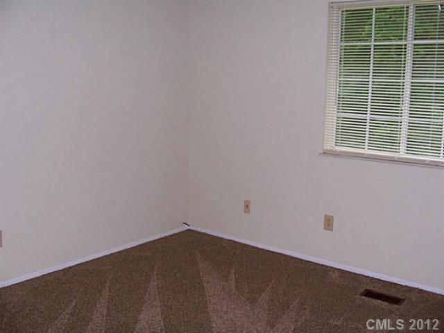 2230 Rice Planters Road Charlotte, NC 28273 - Photo 13 of 16 Gallery Image 13