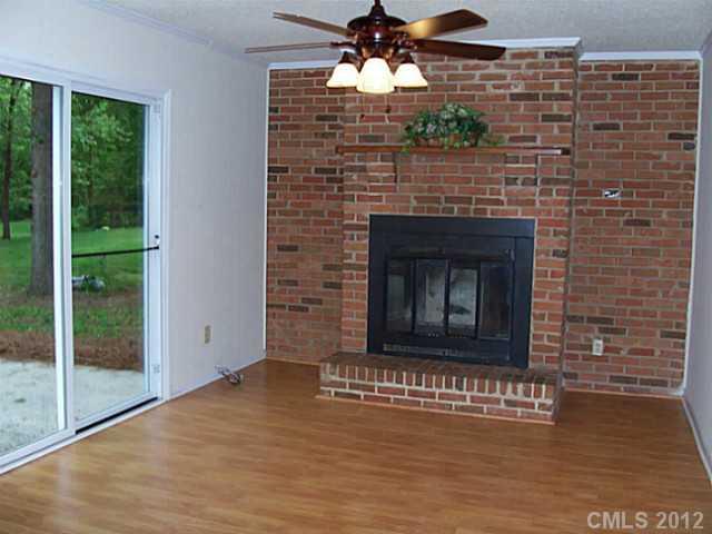 2230 Rice Planters Road Charlotte, NC 28273 - Photo 4 of 16 Gallery Image 4