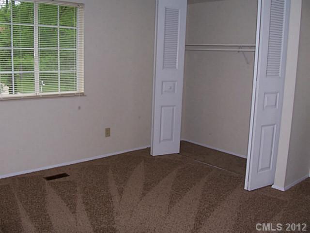 2230 Rice Planters Road Charlotte, NC 28273 - Photo 9 of 16 Gallery Image 9