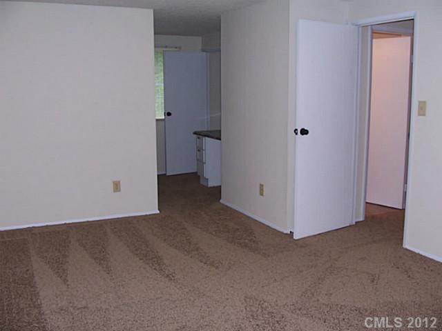 2230 Rice Planters Road Charlotte, NC 28273 - Photo 10 of 16 Gallery Image 10