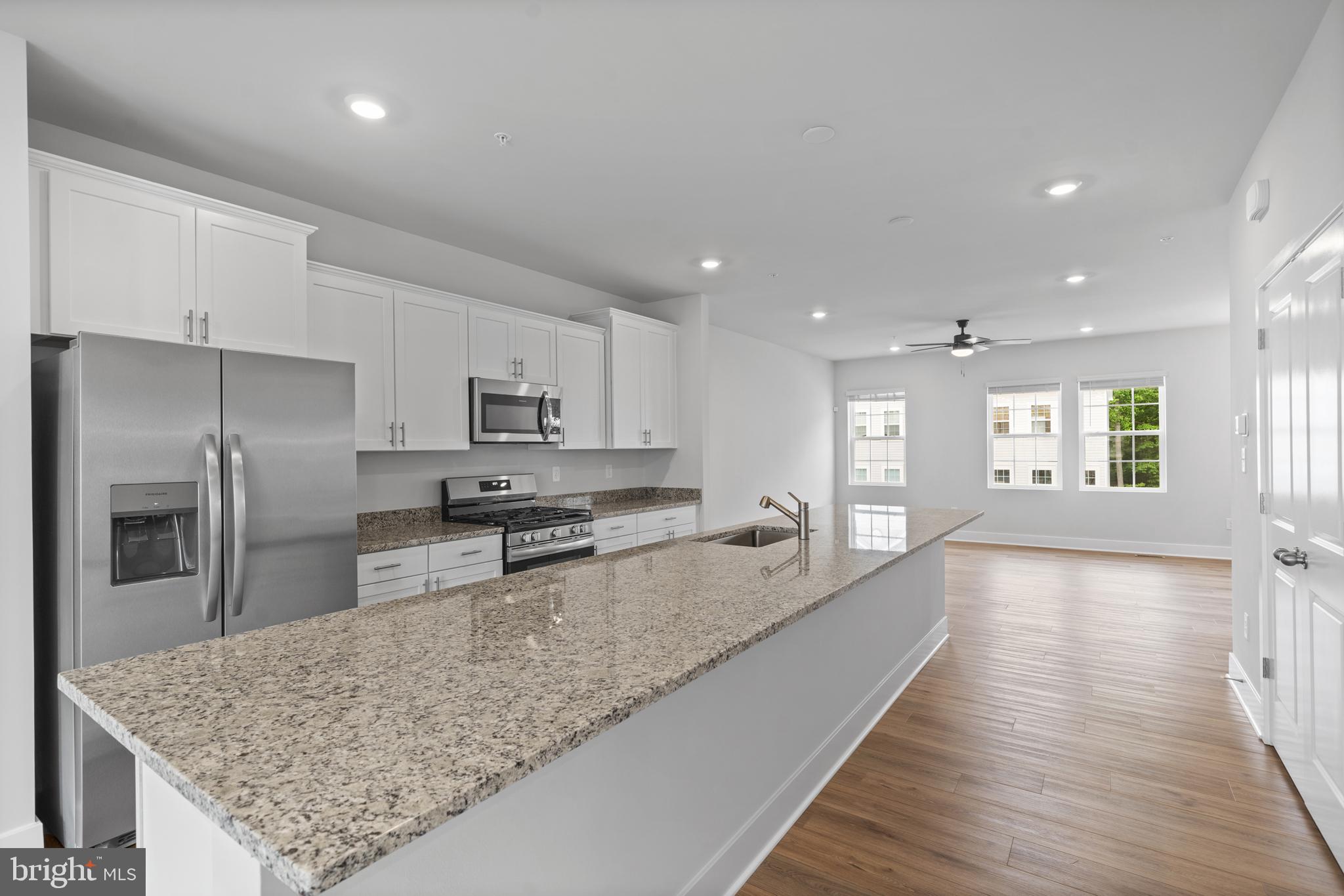 23635 Goodwill Way California, MD 20619 - Photo 11 of 29 Kitchen