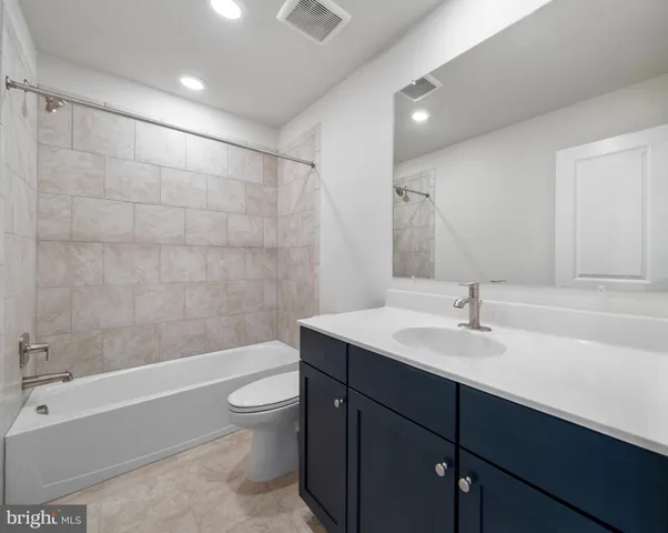 $2,800 | 23635 Goodwill Way, California, MD 20619