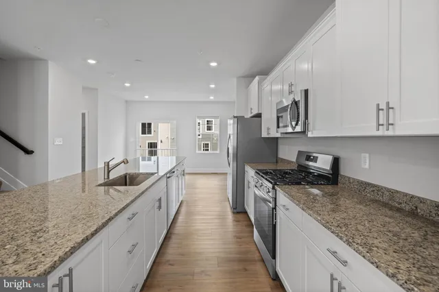 $2,800 | 23635 Goodwill Way, California, MD 20619