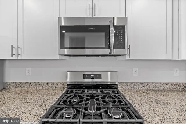 $2,800 | 23635 Goodwill Way, California, MD 20619