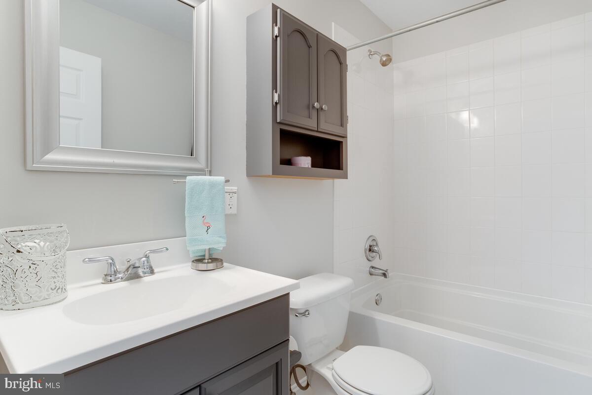 425 Shipley Road Linthicum Heights, MD 21090 - Photo 32 of 45 upper level full bath in hallway