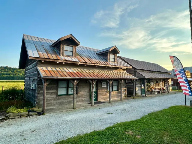 $119,900 | 55 Duck Creek Crossing, Metamora, IN 47030