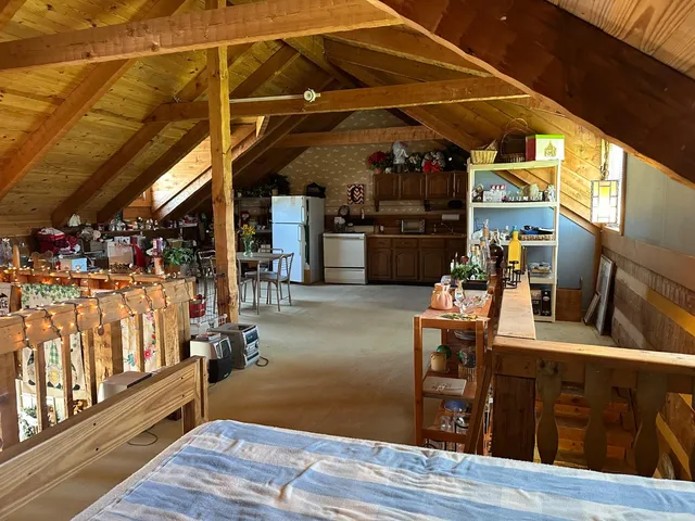 $124,900 | 55 Duck Creek Crossing, Metamora, IN 47030