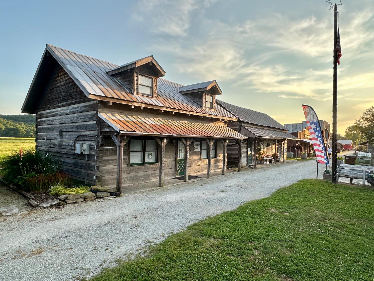 55 Duck Creek Crossing Metamora, IN 47030 - Photo 4 of 30