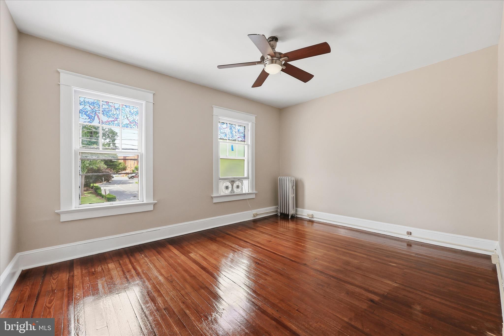 315 West 7th Street Frederick, MD 21701 - Photo 23 of 50 Pretty Primary w/hardwood and sunlight!