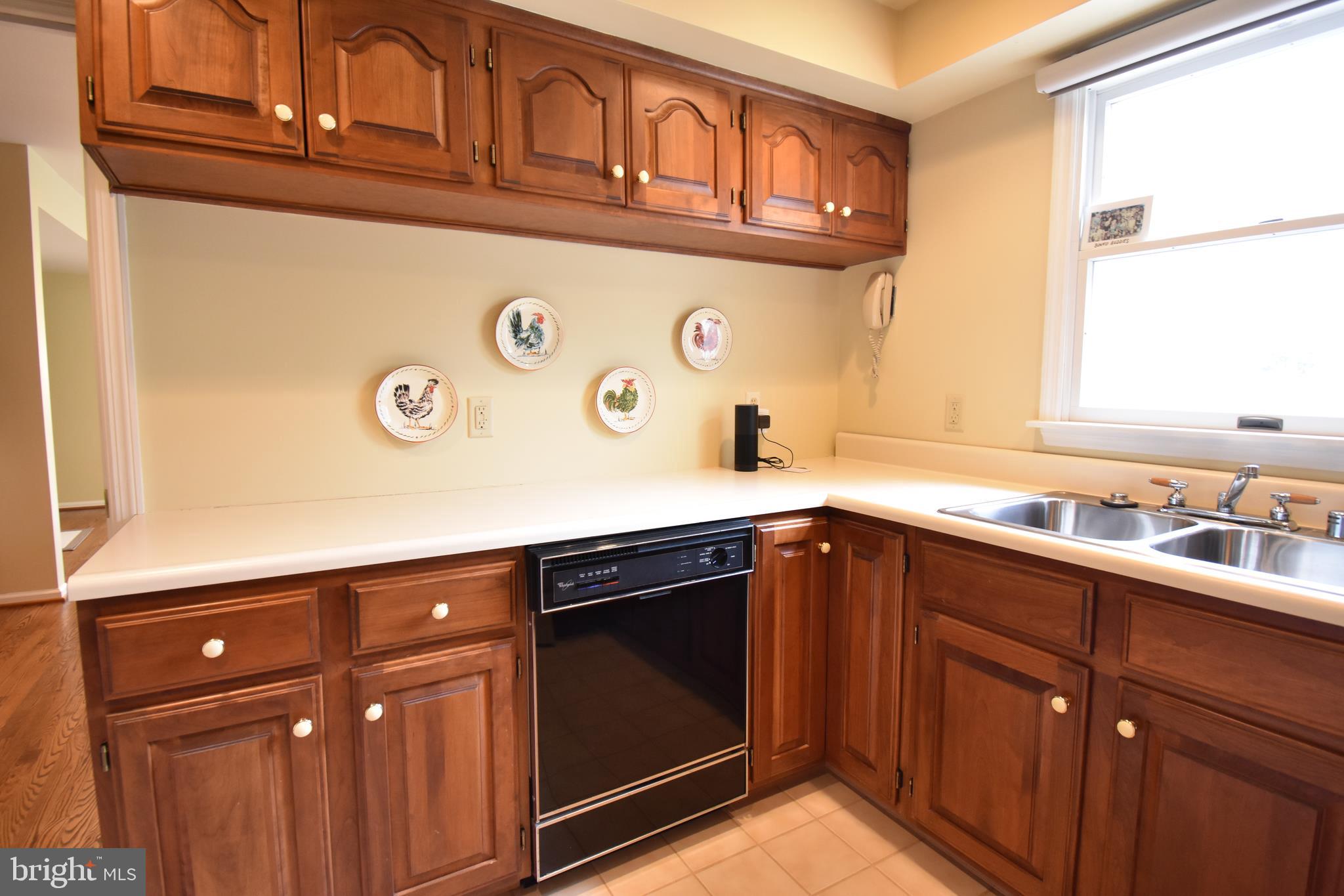 909 Metfield Road Towson, MD 21286 - Photo 14 of 50