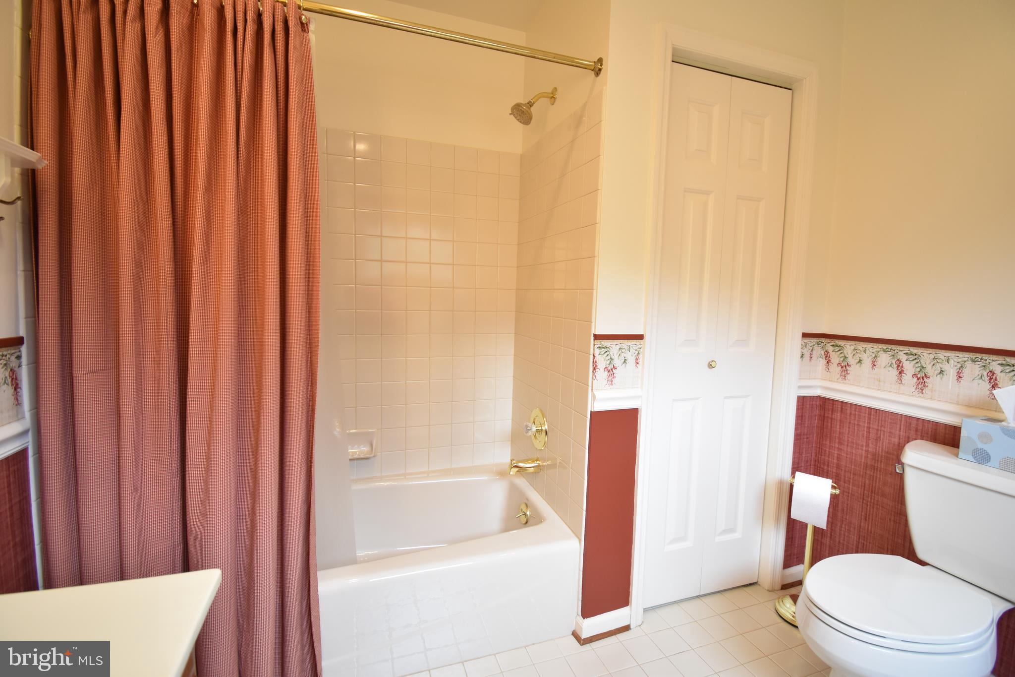 909 Metfield Road Towson, MD 21286 - Photo 23 of 50