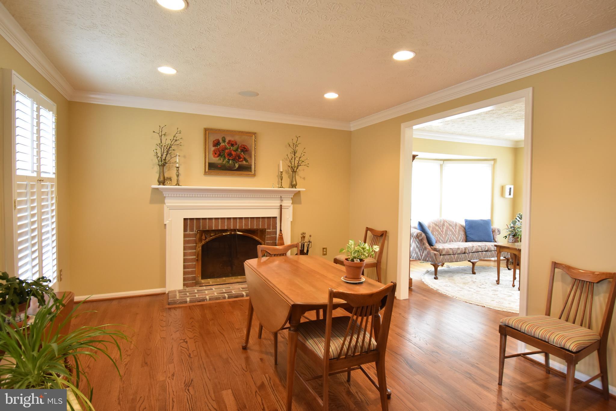 909 Metfield Road Towson, MD 21286 - Photo 8 of 50