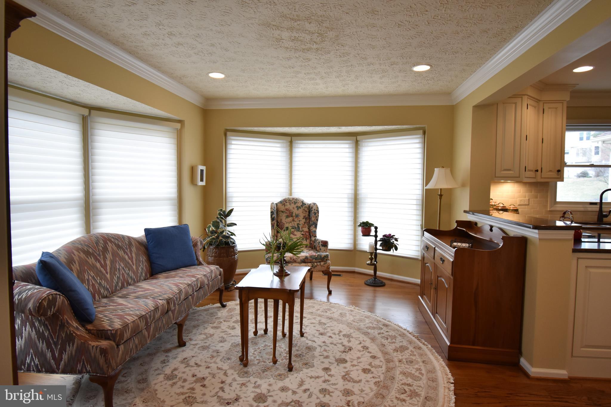 909 Metfield Road Towson, MD 21286 - Photo 9 of 50