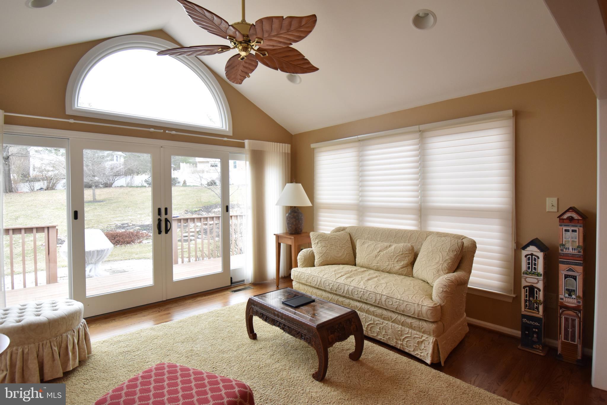 909 Metfield Road Towson, MD 21286 - Photo 10 of 50