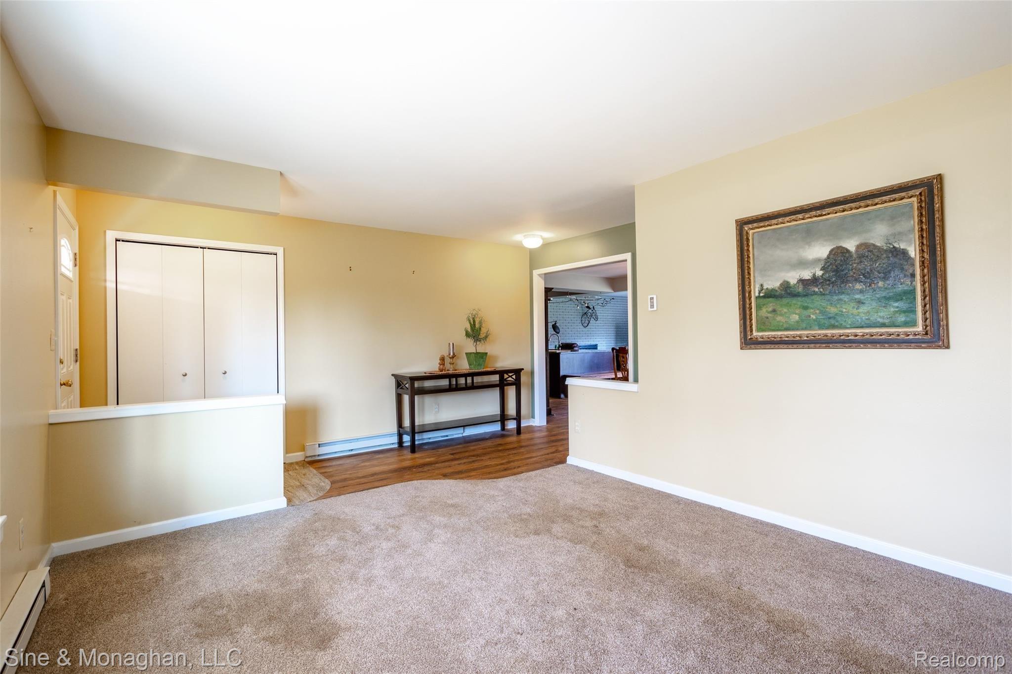 1745 South Allen Road St. Clair, MI 48079 - Photo 9 of 42 1745 S Allen L002.jpg