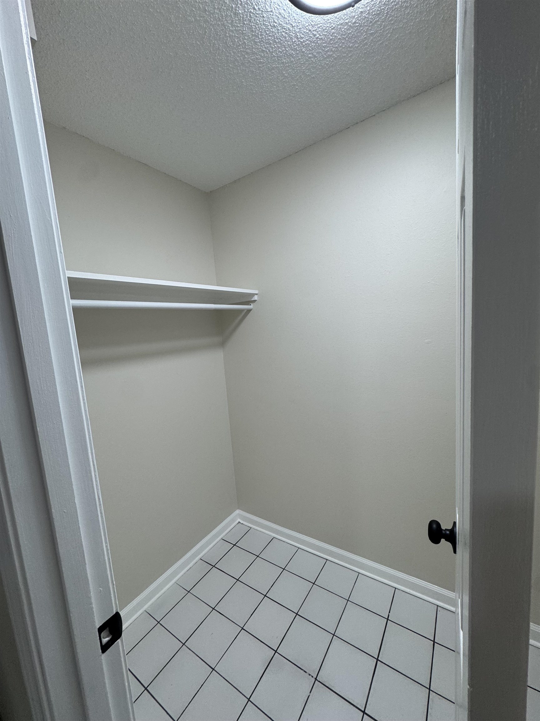 8208 Clinton Way Cove Memphis, TN 38018 - Photo 20 of 31 a view of an empty room
