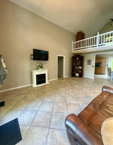 460 Mate Allen Road Gainesboro, TN 38562 - Photo 17 of 49 a living room with furniture and a flat screen tv