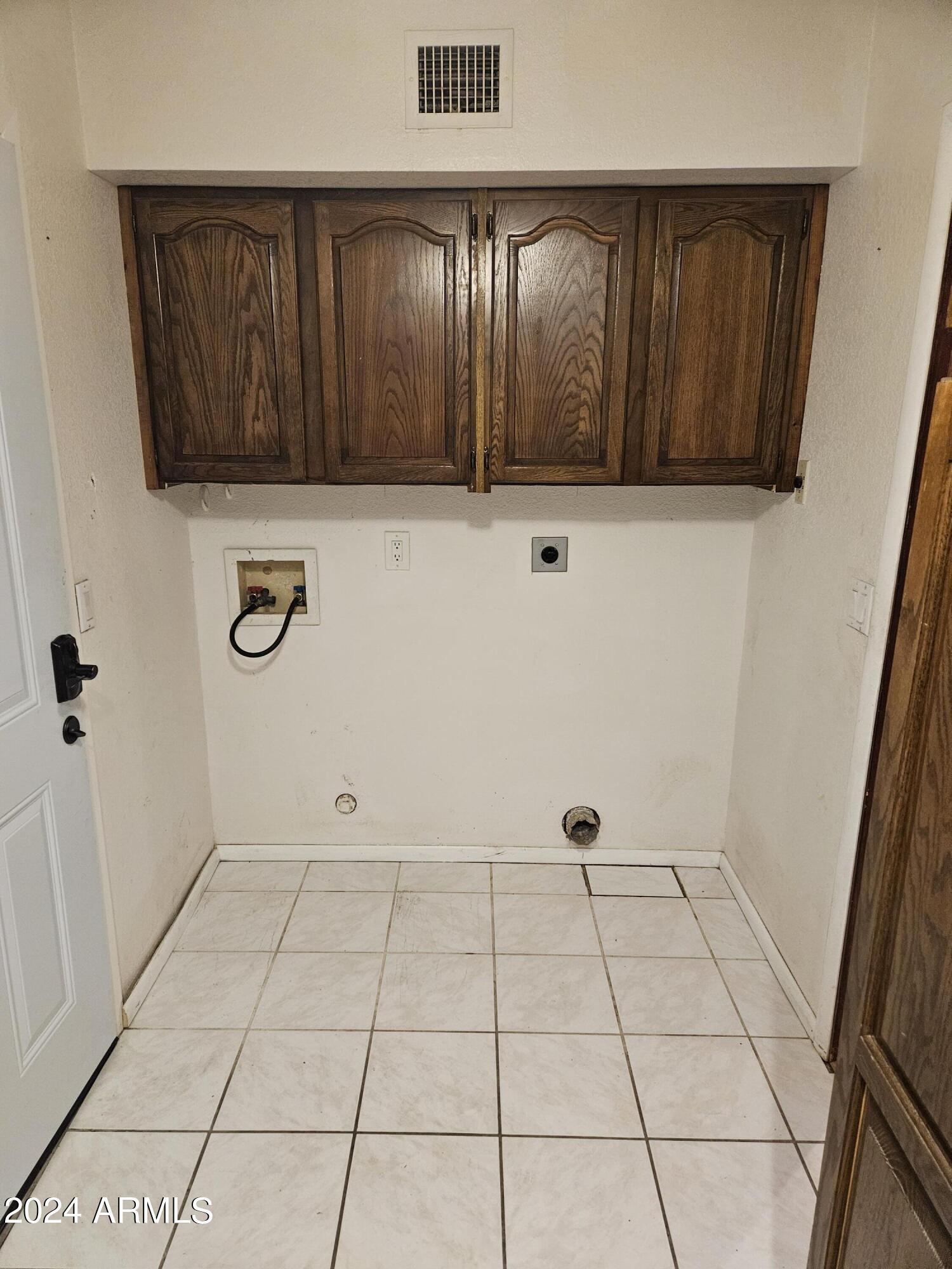 948 East Grandview Road Phoenix, AZ 85022 - Photo 15 of 43 a view of front door