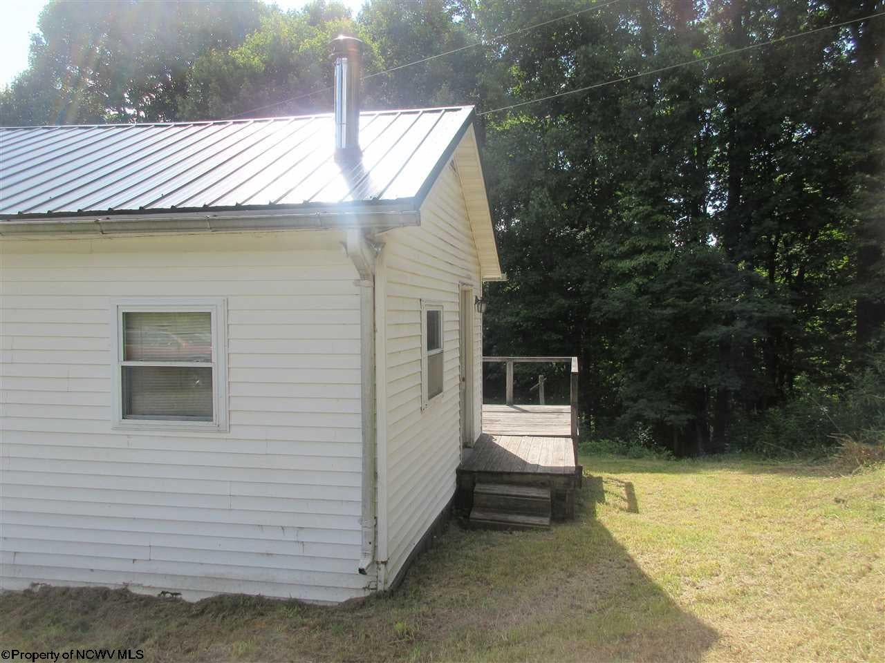 10248 Limestone Road Parsons, WV 26287 - Photo 3 of 11 Gallery Image 3