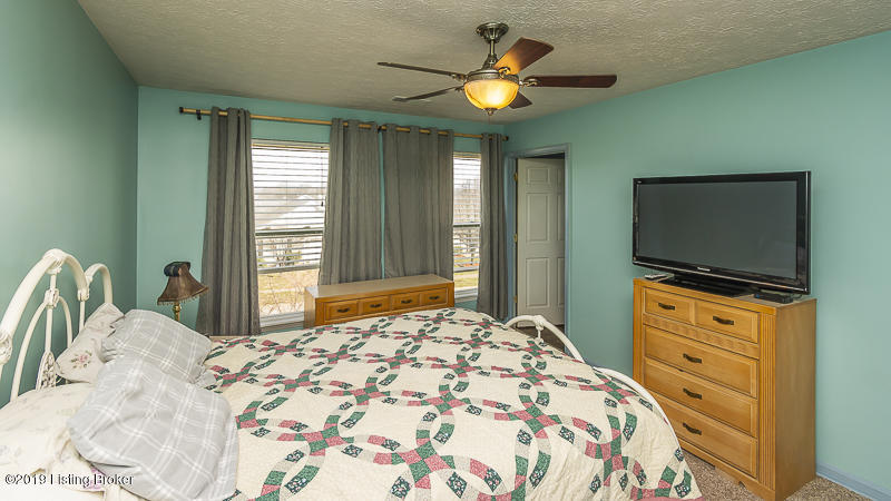 7906 Westbrook Road Louisville, KY 40258 - Photo 27 of 40 _DSC5140
