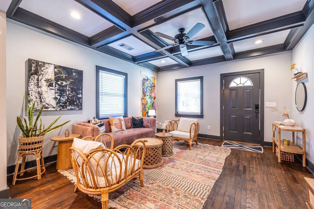 988 Mayson Turner Road Northwest Atlanta, GA 30314 - Photo 10 of 48