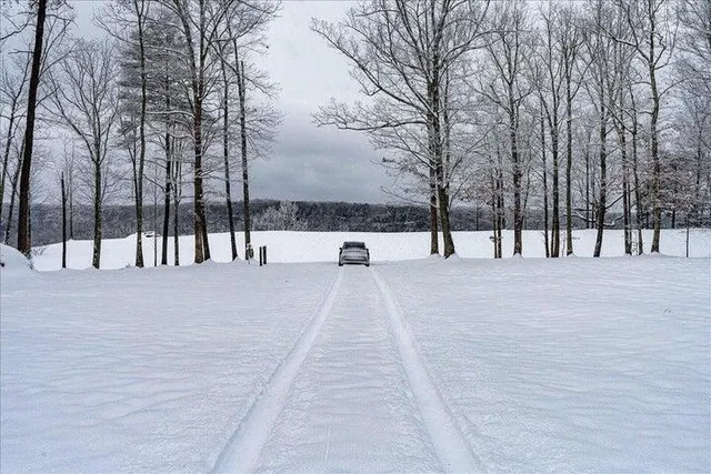 $1,000,000 | 110 Falls Lane, Spencer, TN 38585