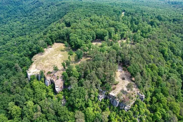 $1,000,000 | 110 Falls Lane, Spencer, TN 38585