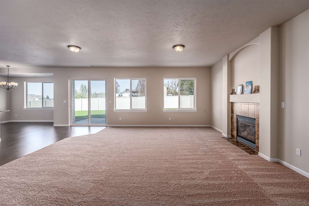 7415 Ethan Lane Spokane, WA 99208 - Photo 4 of 20 Gallery Image 4