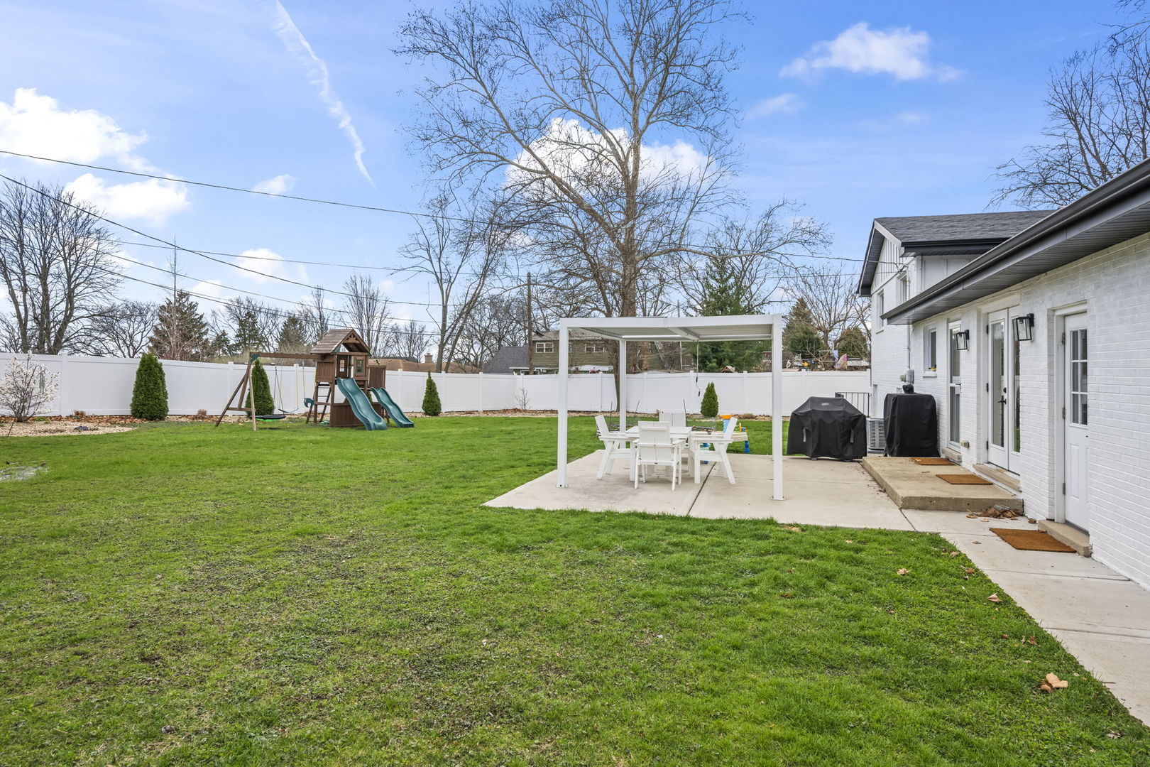 671 Hazel Court Roselle, IL 60172 - Photo 34 of 46