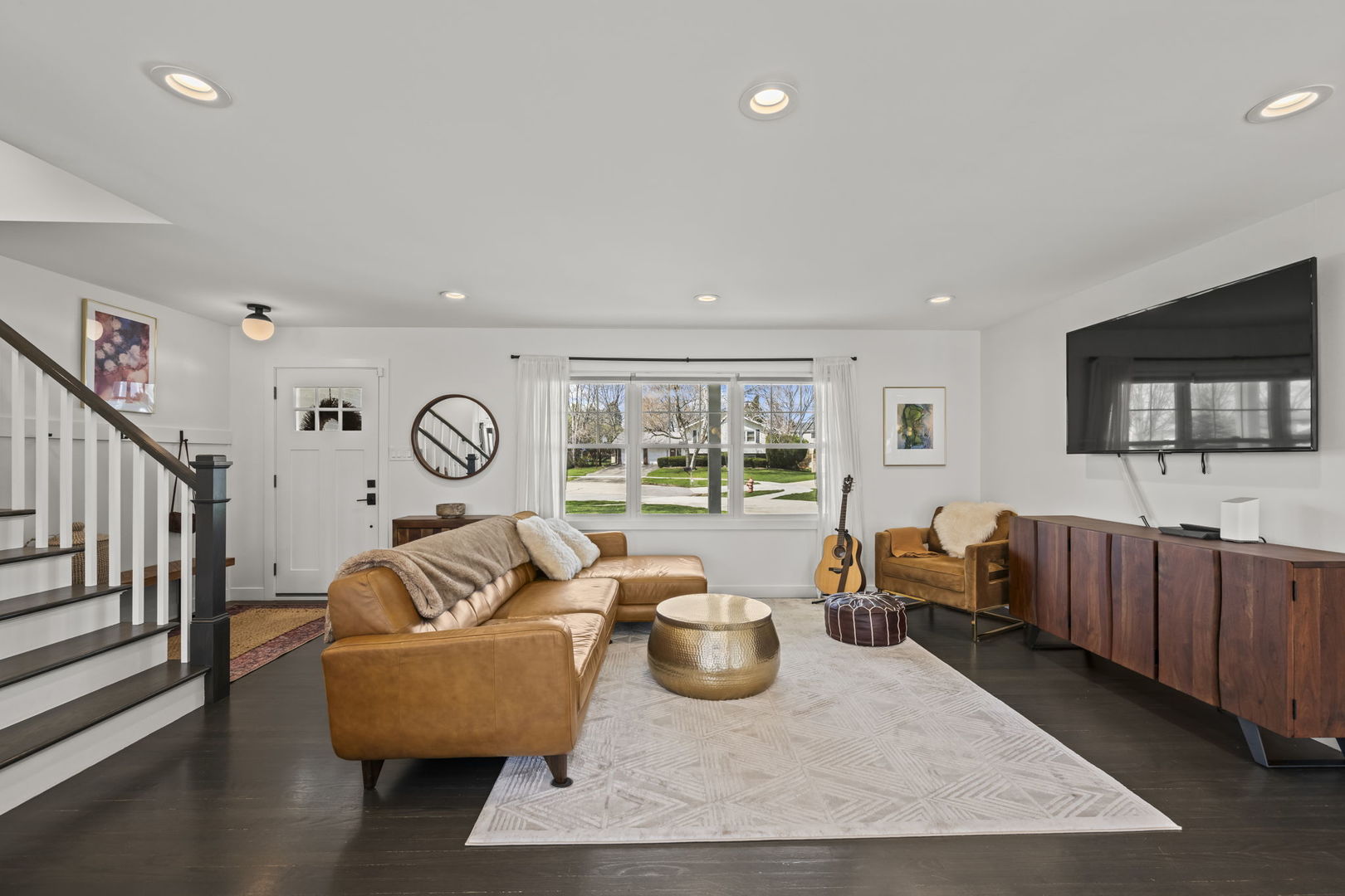 671 Hazel Court Roselle, IL 60172 - Photo 5 of 46