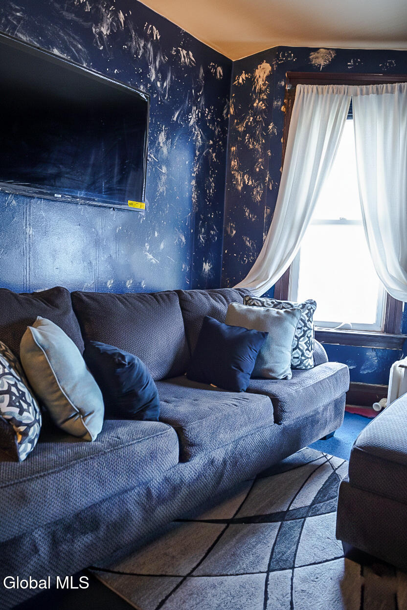 339 2nd Street Albany, NY 12206 - Photo 4 of 20 5.jpg