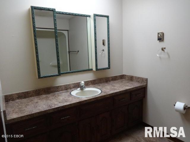 6890 Cherry Valley Road Marion, IL 62959 - Photo 35 of 41 Gallery Image 35