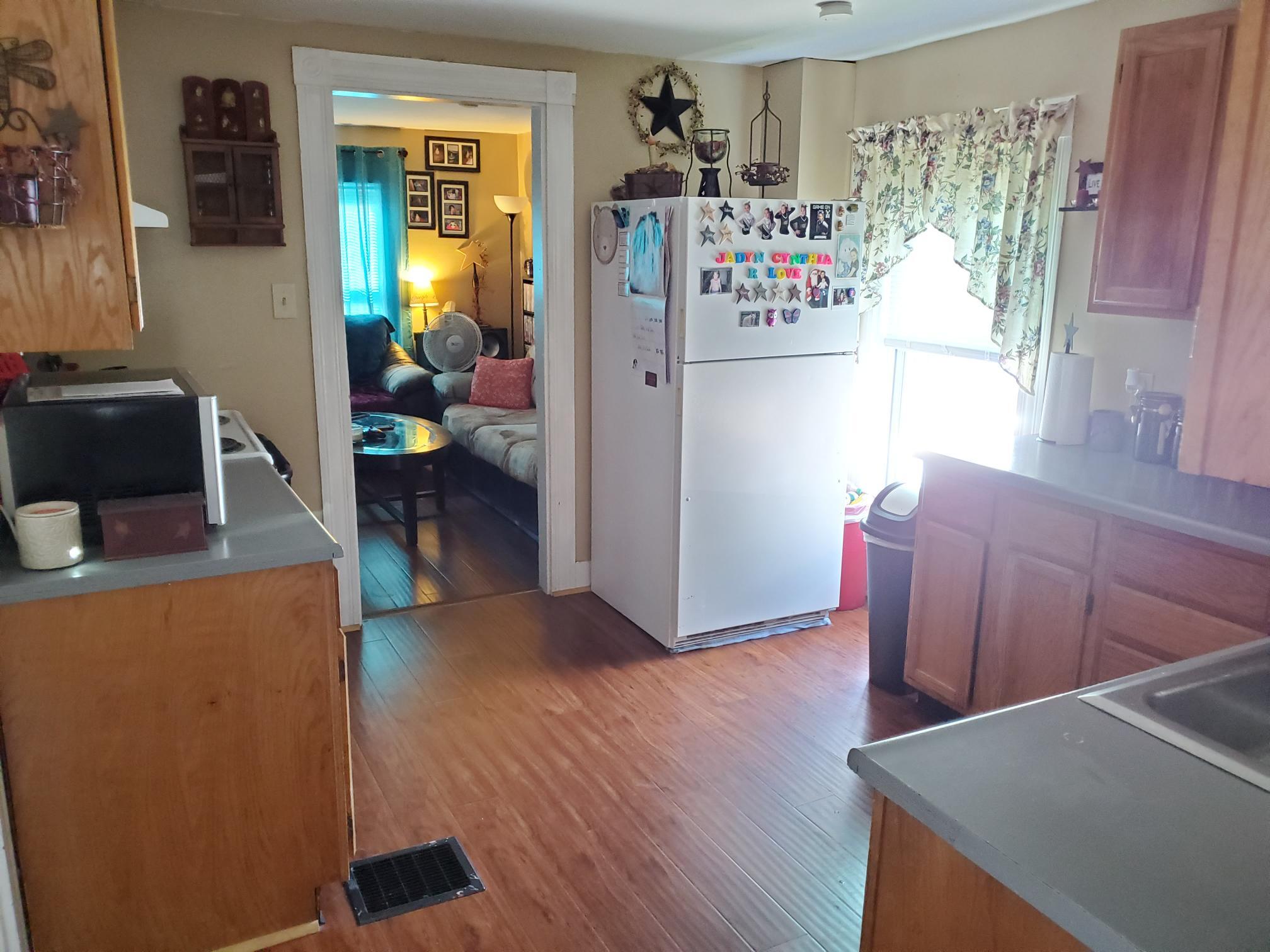 35 Myrtle Street South Paris, ME 04281 - Photo 4 of 28 20210904_151153