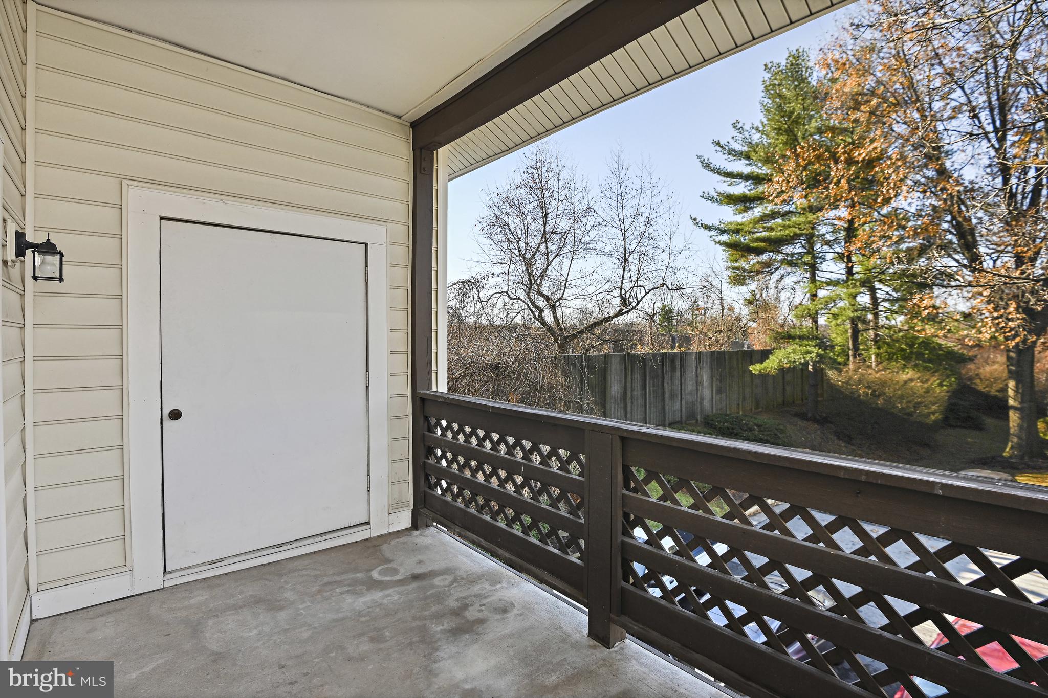 9971 Oakton Terrace Road Oakton, VA 22124 - Photo 9 of 22 Balcony