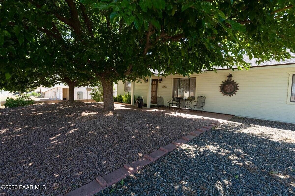 20143 East Mesa Verde Road Mayer, AZ 86333 - Photo 21 of 25 Front of Home