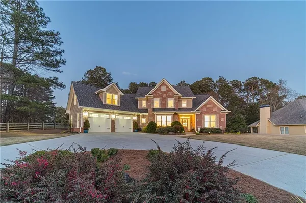 $579,000 | 1409 Silver Thorne Court, Loganville, GA 30052