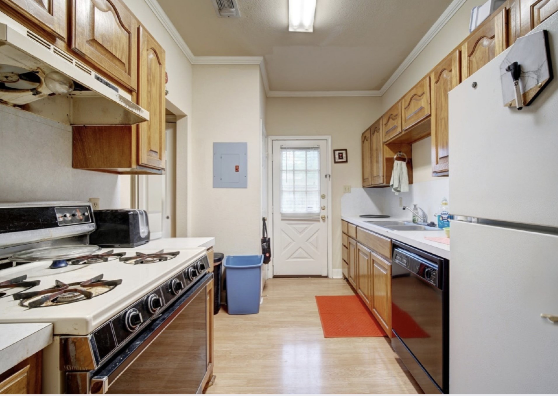 505 East 38th Street Austin, TX 78705 - Photo 10 of 34