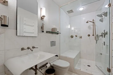 $1,495,000 | 8 Canon Circle, Greenwood Village, CO 80111