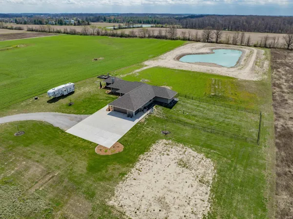 $725,000 | 9372 Garman Road, Leo, IN 46765