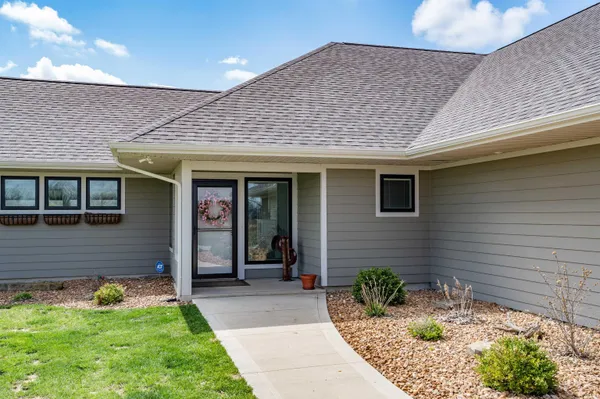 $725,000 | 9372 Garman Road, Leo, IN 46765