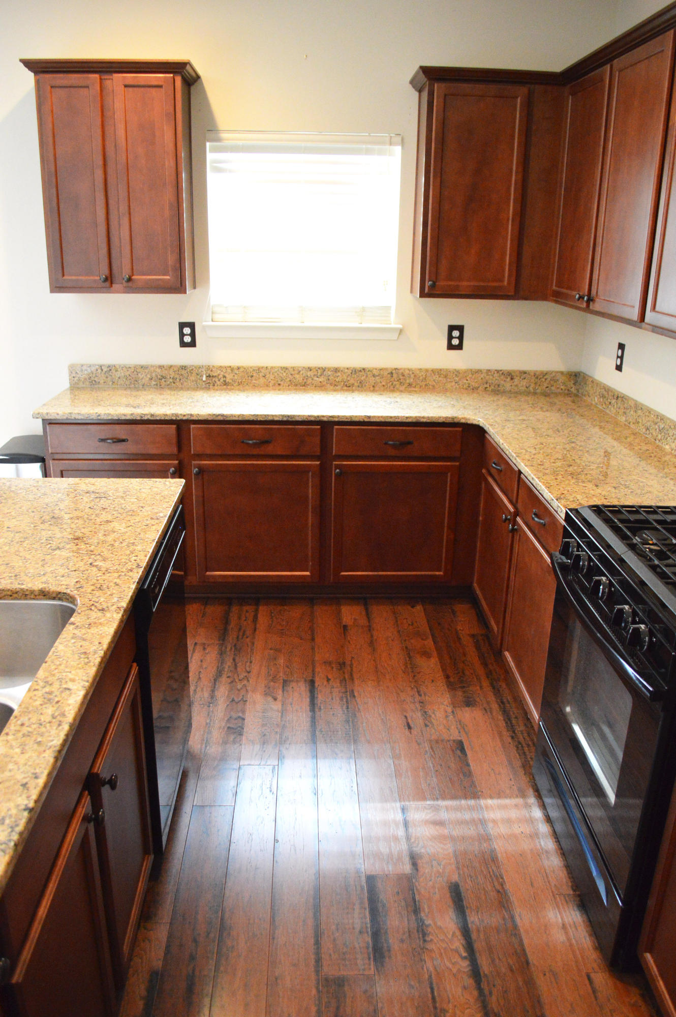533 Crossland Drive Moncks Corner, SC 29461 - Photo 4 of 13 t5