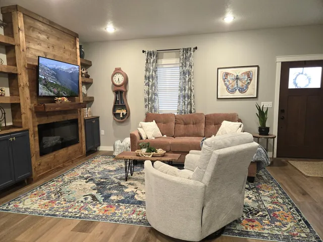 $399,000 | 446 Pacific Avenue, Hancock, MN 56244