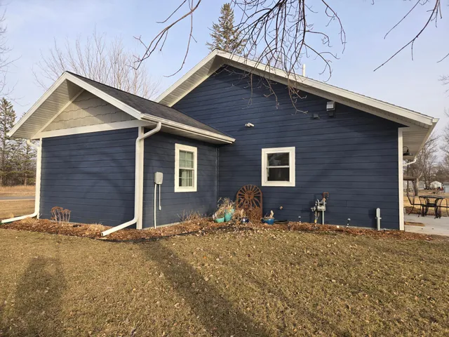 $399,000 | 446 Pacific Avenue, Hancock, MN 56244