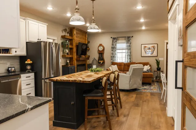 $399,000 | 446 Pacific Avenue, Hancock, MN 56244