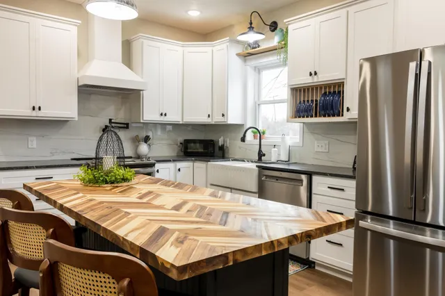 $399,000 | 446 Pacific Avenue, Hancock, MN 56244