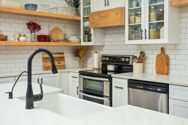 $997,000 | 76 Centerville Road, Bridgewater, VA 22812