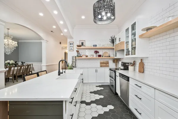 $997,000 | 76 Centerville Road, Bridgewater, VA 22812